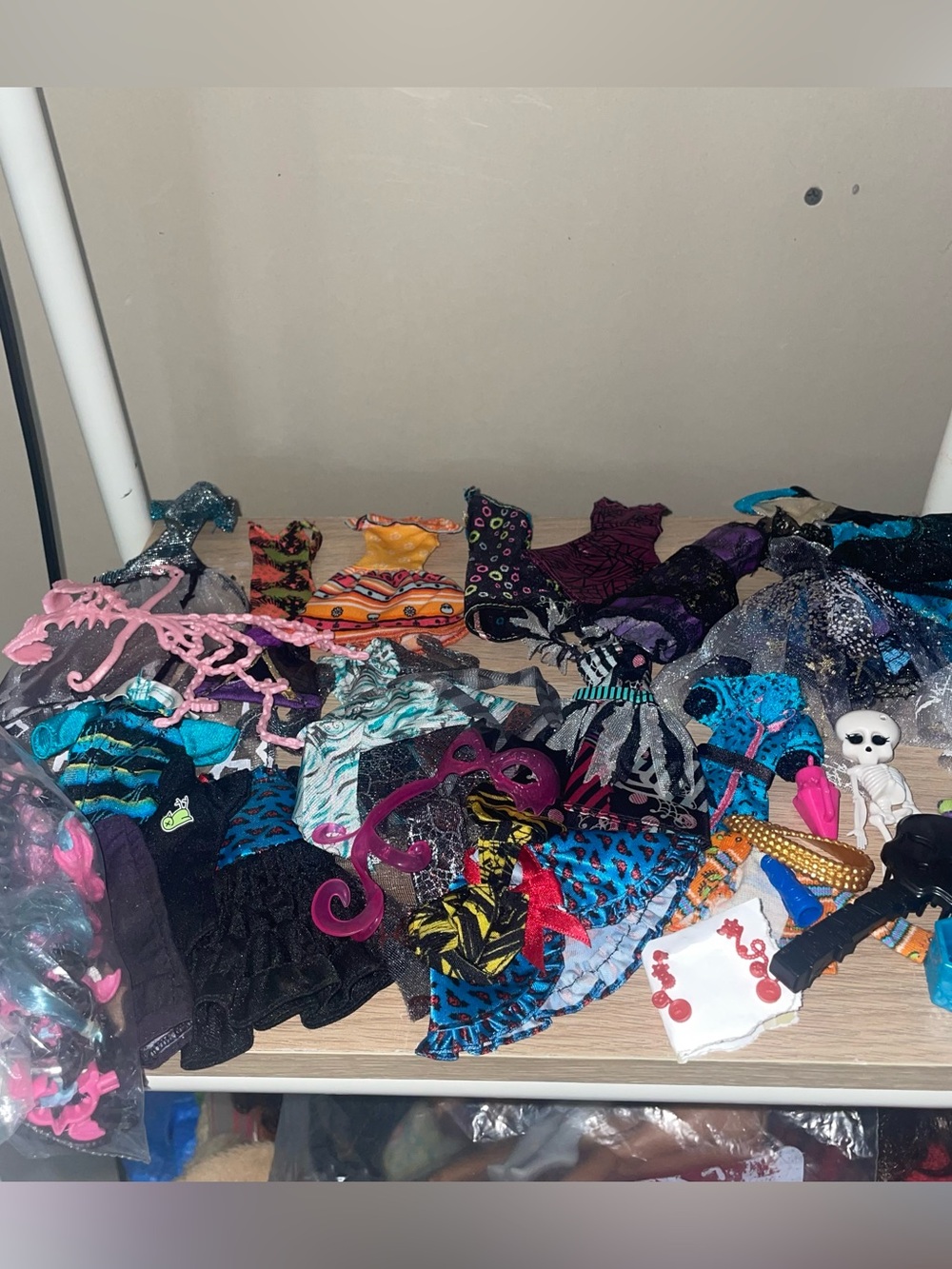 Monster high the early generation clothing bundle mixed lot some accessories